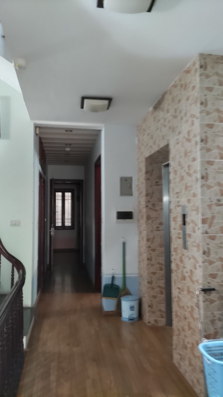 Nhà ngõ phố Tam Khương, ngõ ôtô, 2thoáng, 6tầng, thang máy, nội thất đẹp, MT 5.2m, 99m2, 30,868tỷ